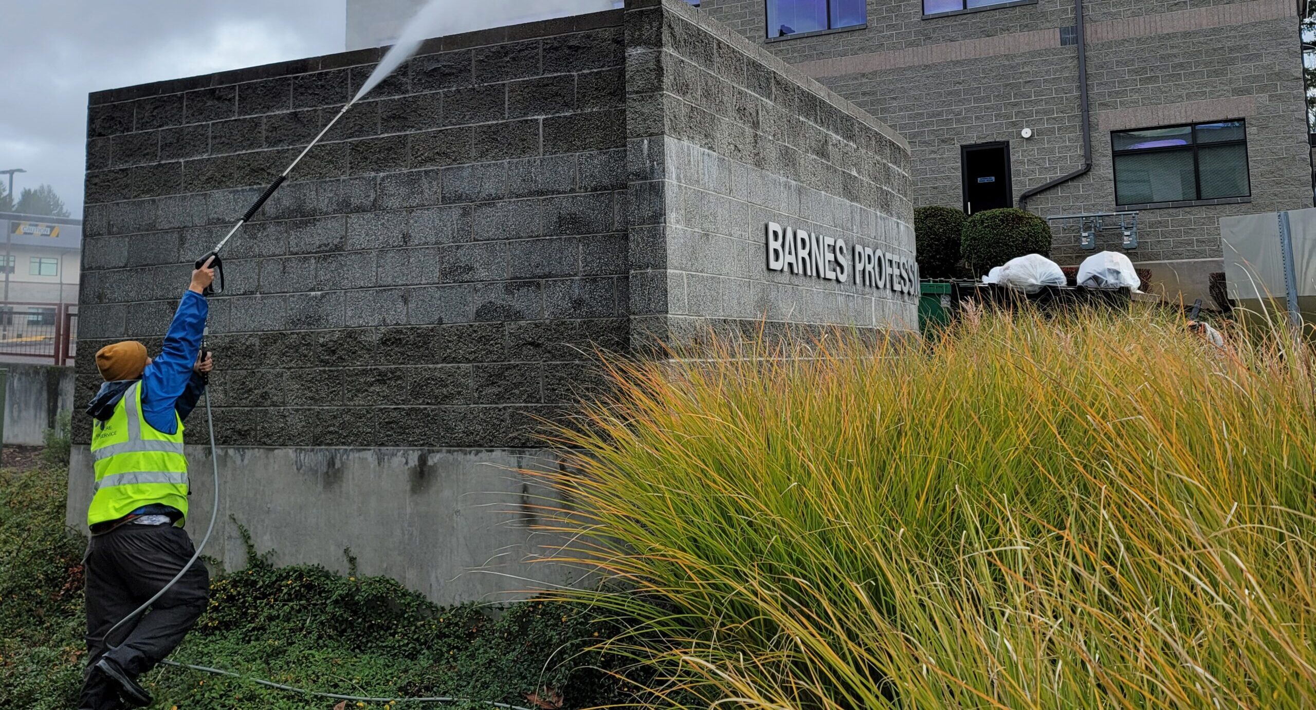 Pressure Washing Portland: Commercial Building