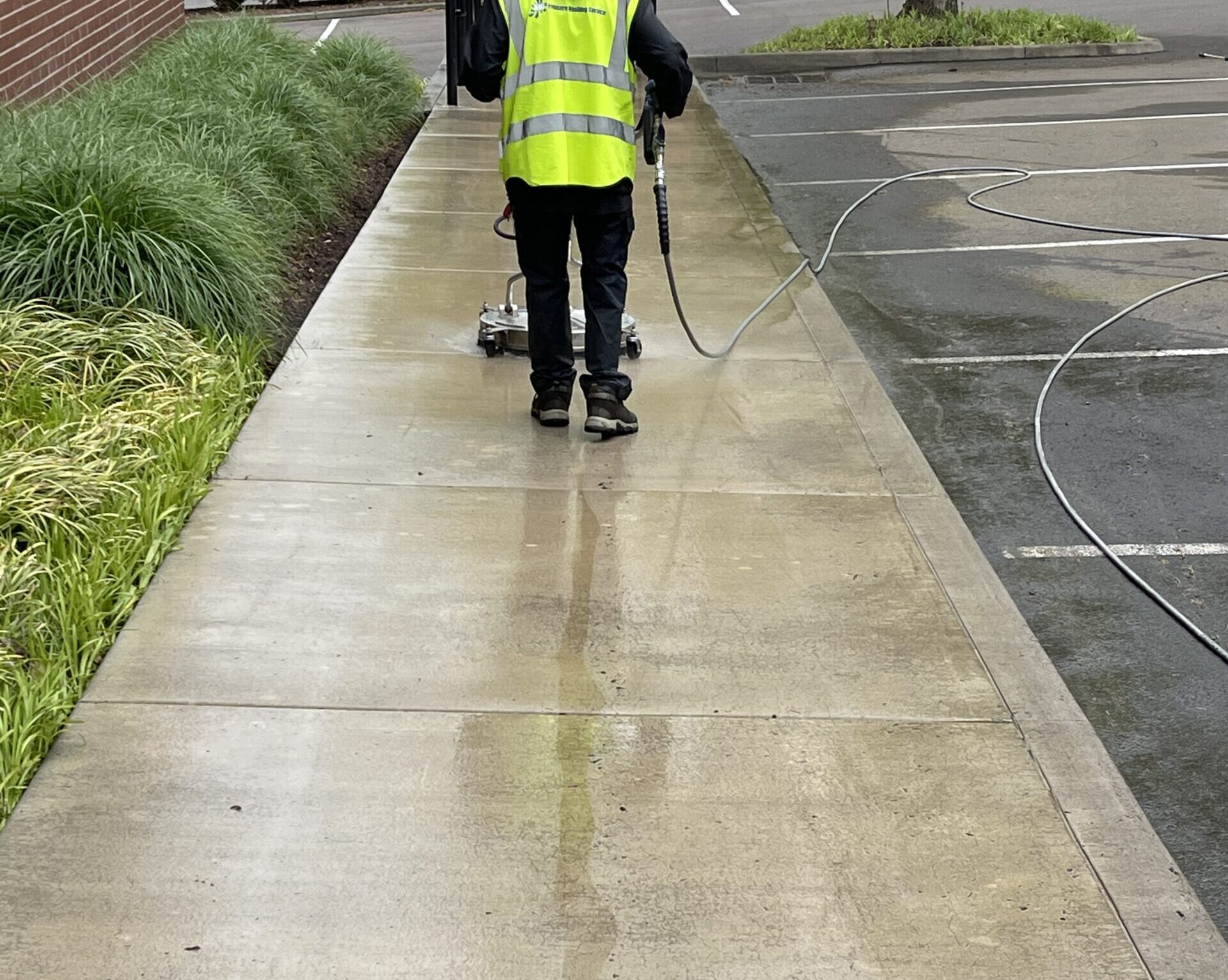 Sidewalk Pressure Washing