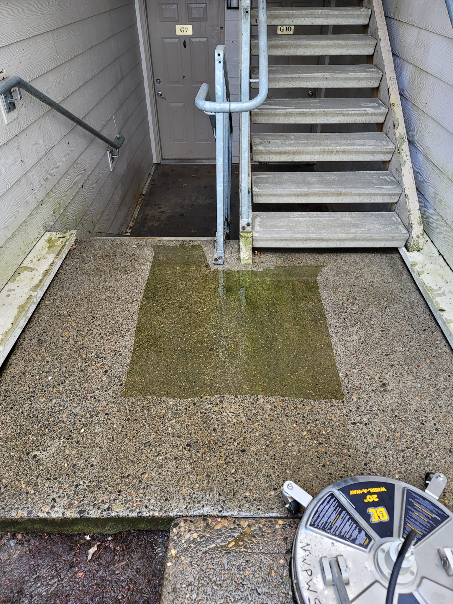 commercial apartment complex pressure washing -stairway